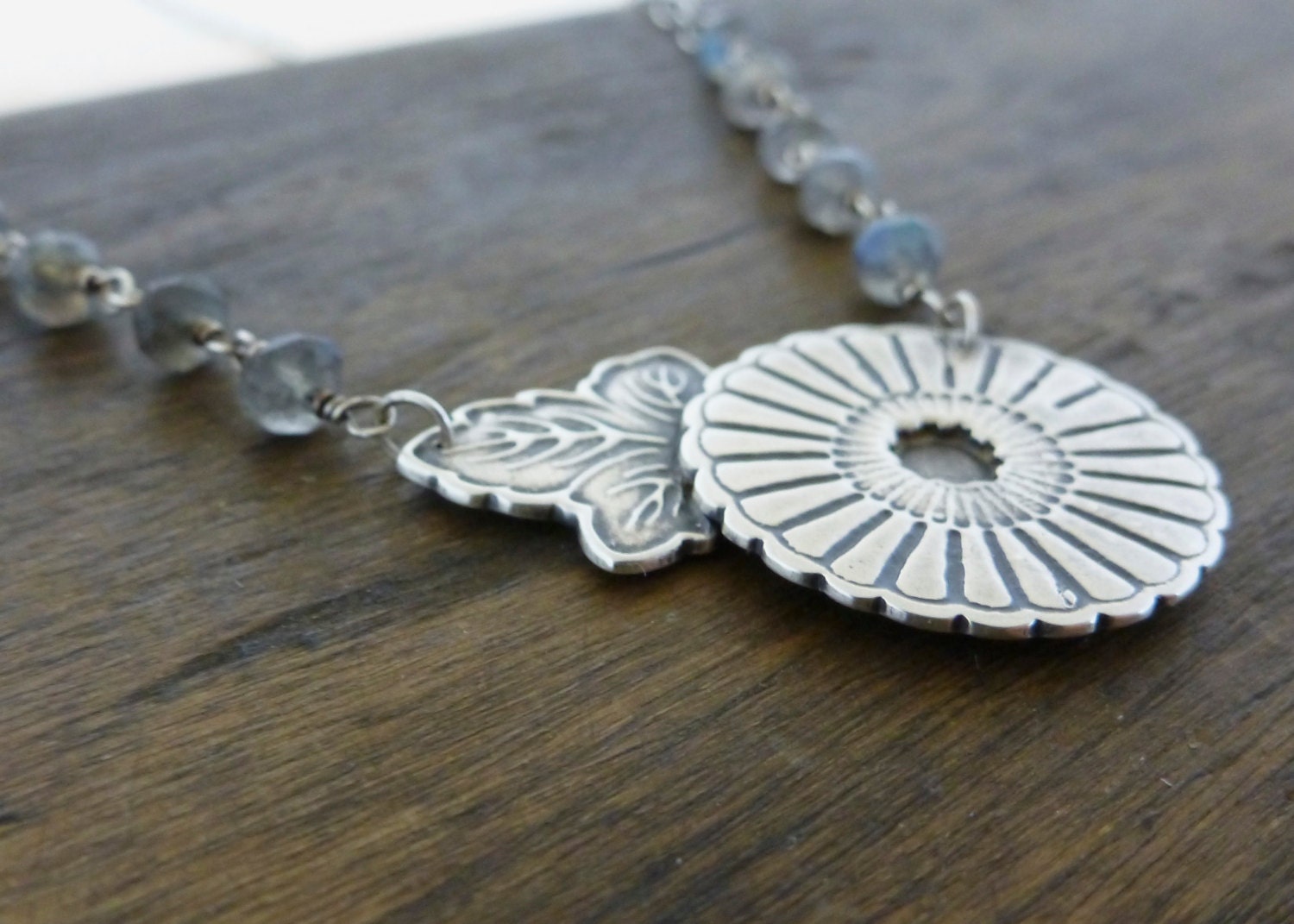japanese flower and labradorite - woodland - bohemian flower - "Hana" necklace - sterling silver - adjustable necklace