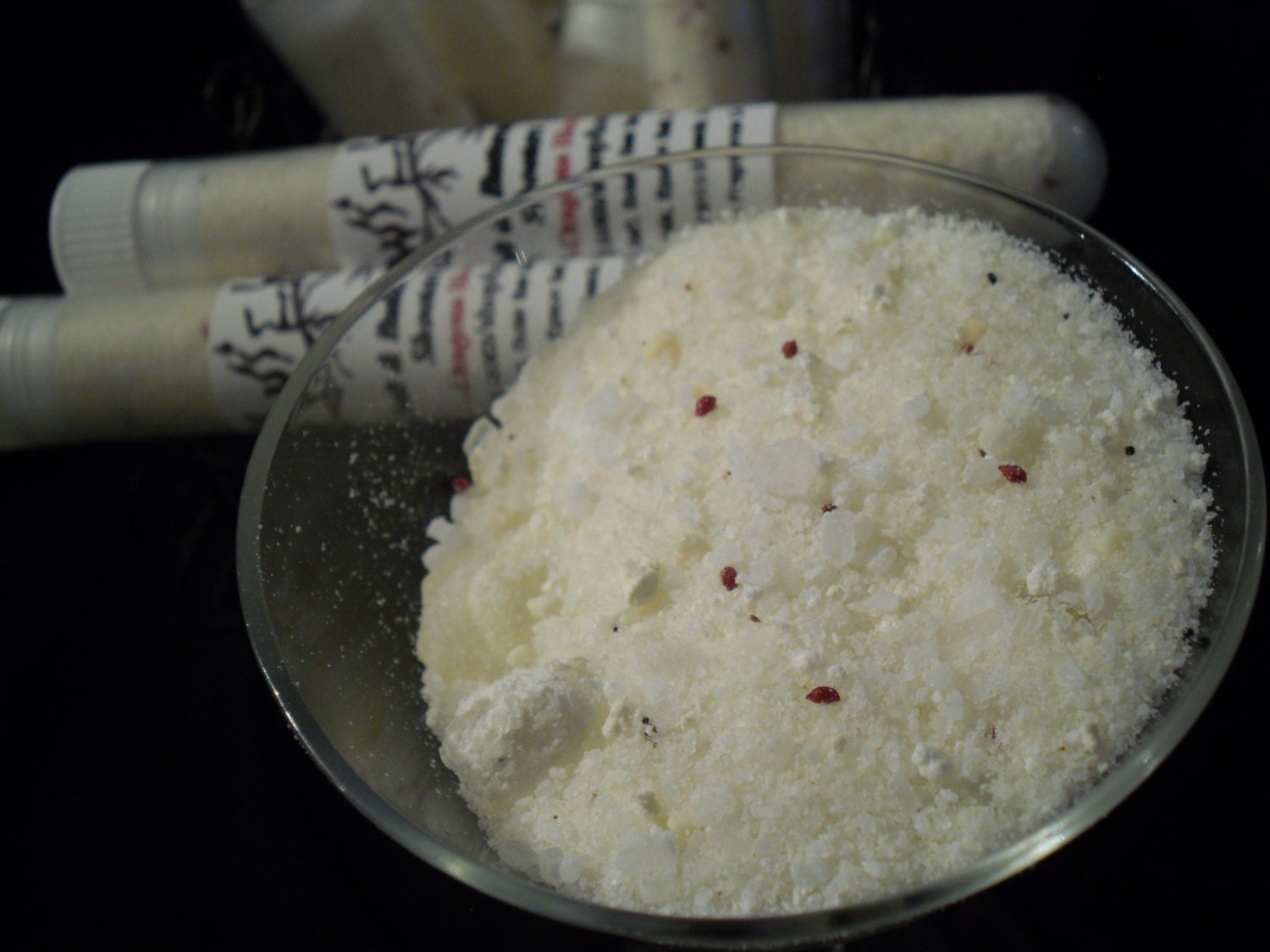 Dragon Blood, Sea Salt & Buttermilk Bath Shooter