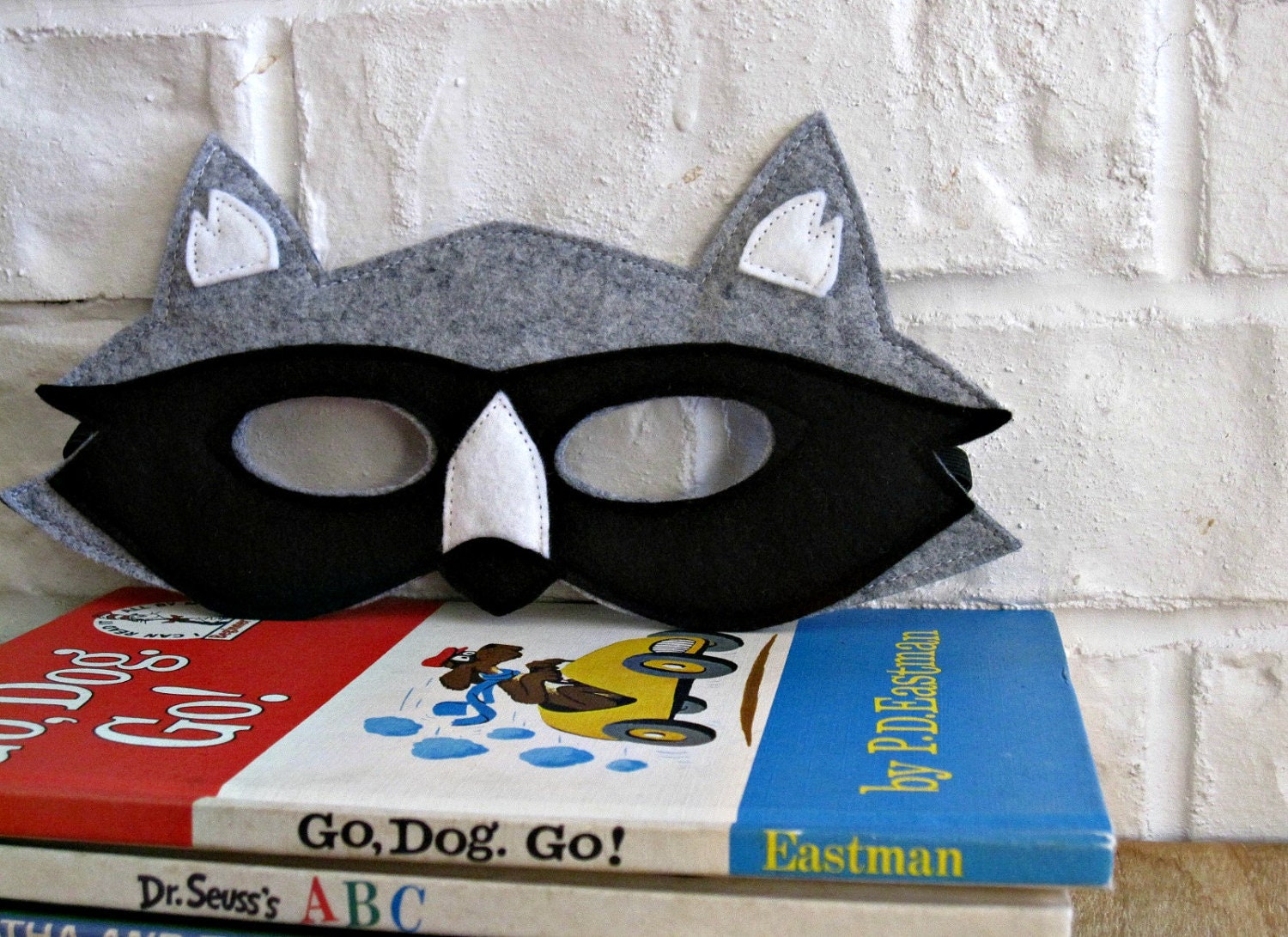 CHILD Felt Raccoon mask Halloween costume Photography prop