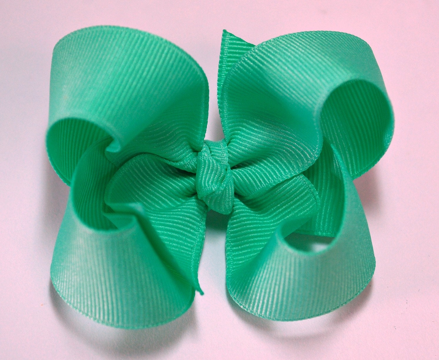 3 Inch Mint Green Girls Hair Bow - Baby Girl Hair Bow -Solid Color Boutique Bow on Alligator Clip Barrette