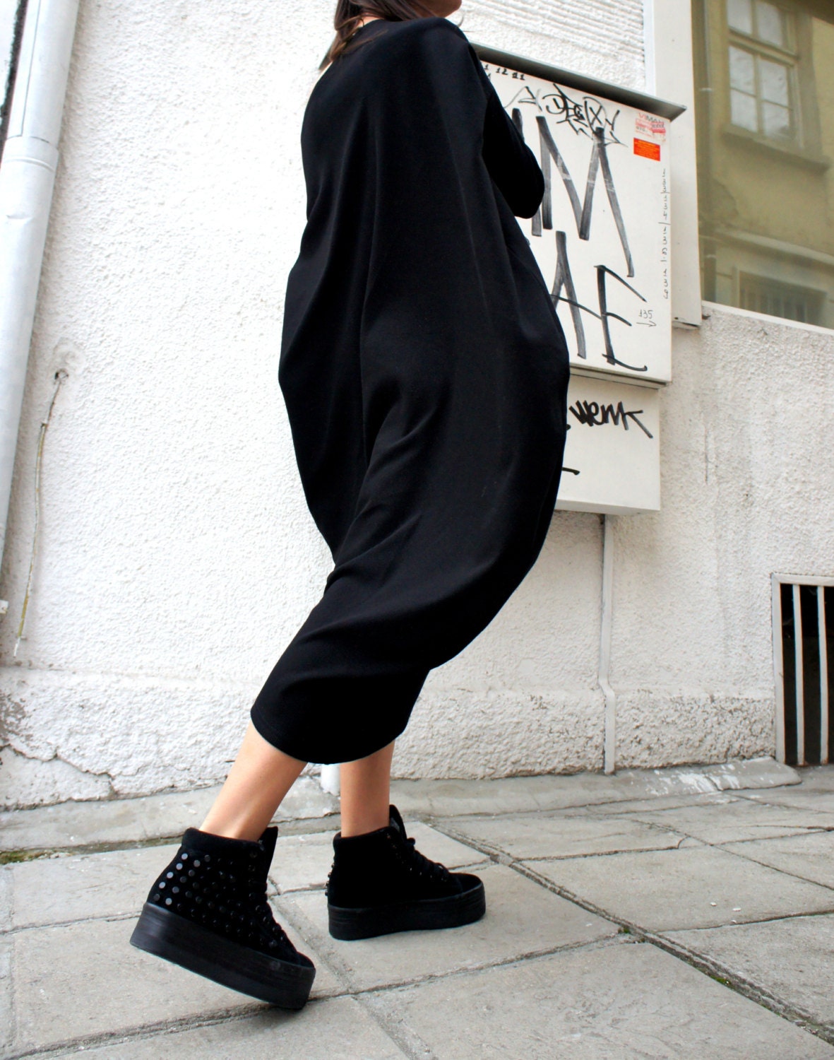 Oversize Black  Loose Casual Ribbed Top / Asymmetric Raglan Long Sleeveless Tunic One Size / Maxi Blouse