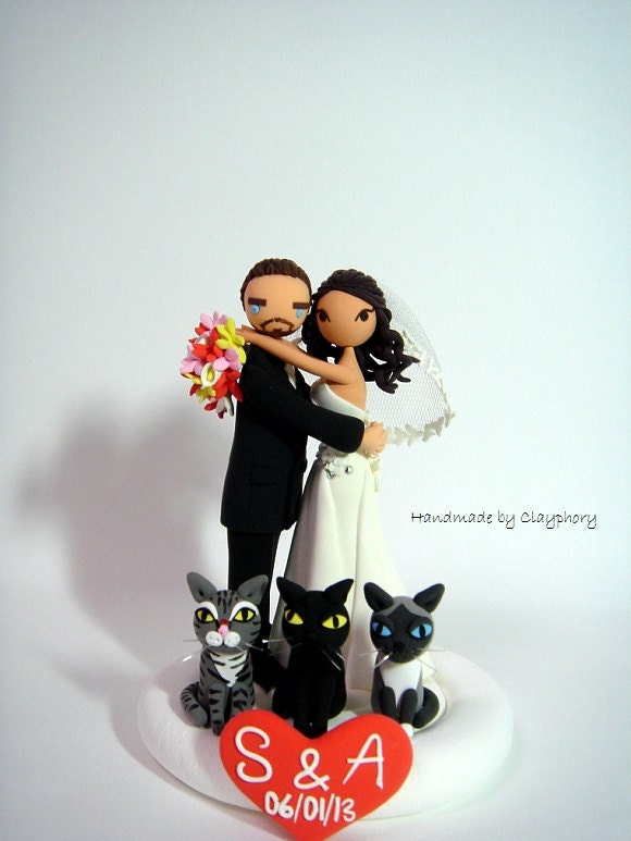 Customized Lovely wedding cake topper with 3 cats