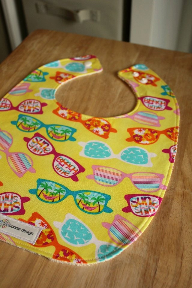 Summer Shades : Plastic Lined Bib