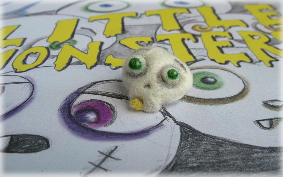 Skull Felted Brooch Baby Skeleton Needle Felted Pin 'Skeletot'