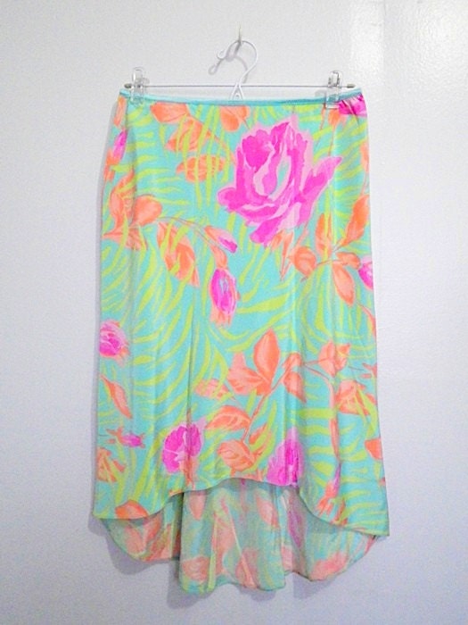 vintage mint green w/ pink & peach tropical wild flowers / roses high low skirt (1990s)