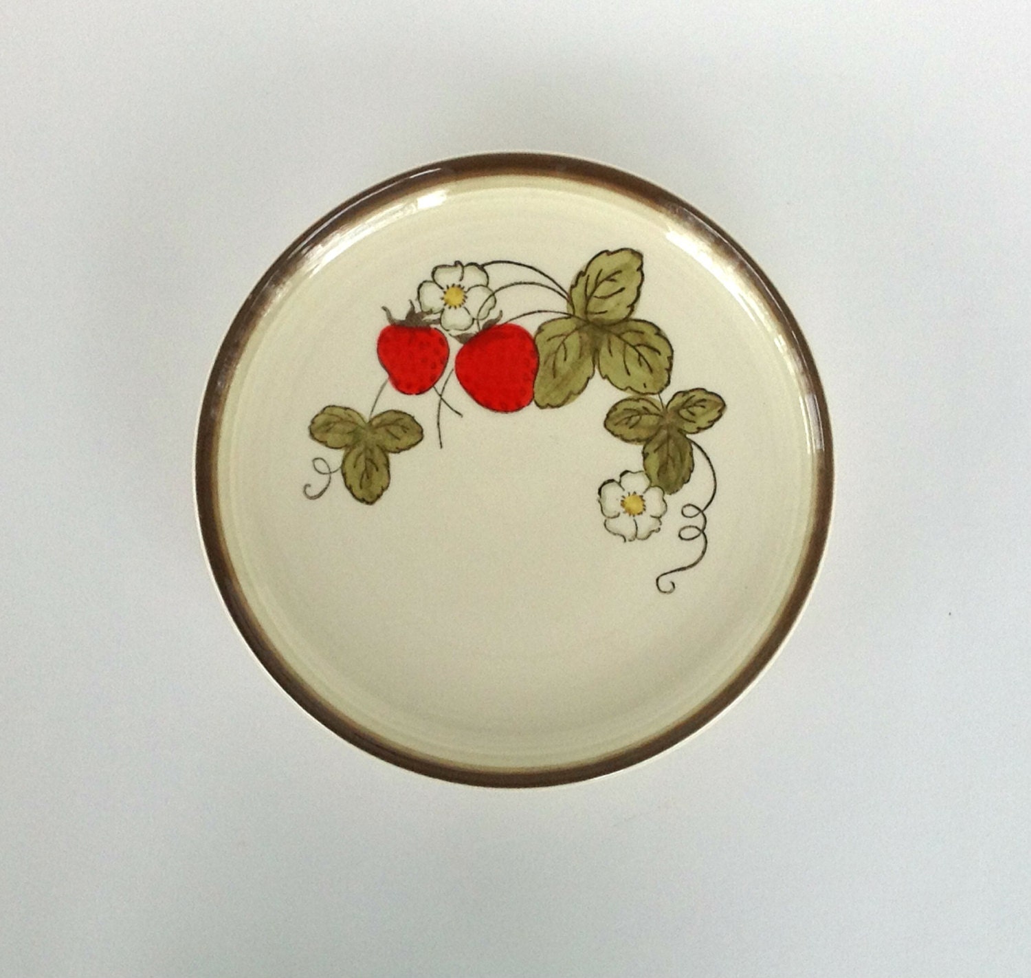 Vintage Metlox POPPYTRAIL Strawberry Plates, Set of 4 Made in California