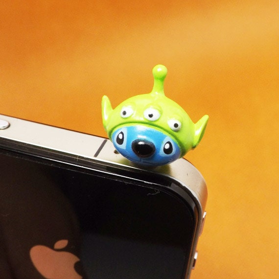 Kawaii 3 Eyes Helmet Lilo Stitch Anti Dust Plug 3.5mm Phone Accessories Charm Headphone Jack Earphone Cap for iPhone 4 4S 5 iPad HTC Samsung