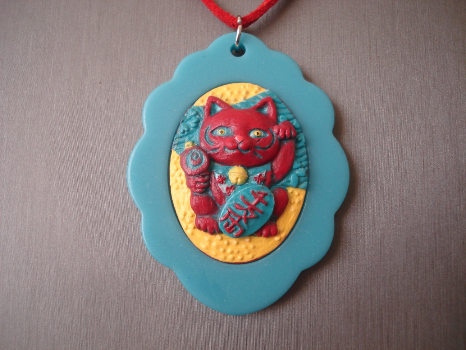 Maneki Neko Lucky Cat Hand Painted Cameo Necklace