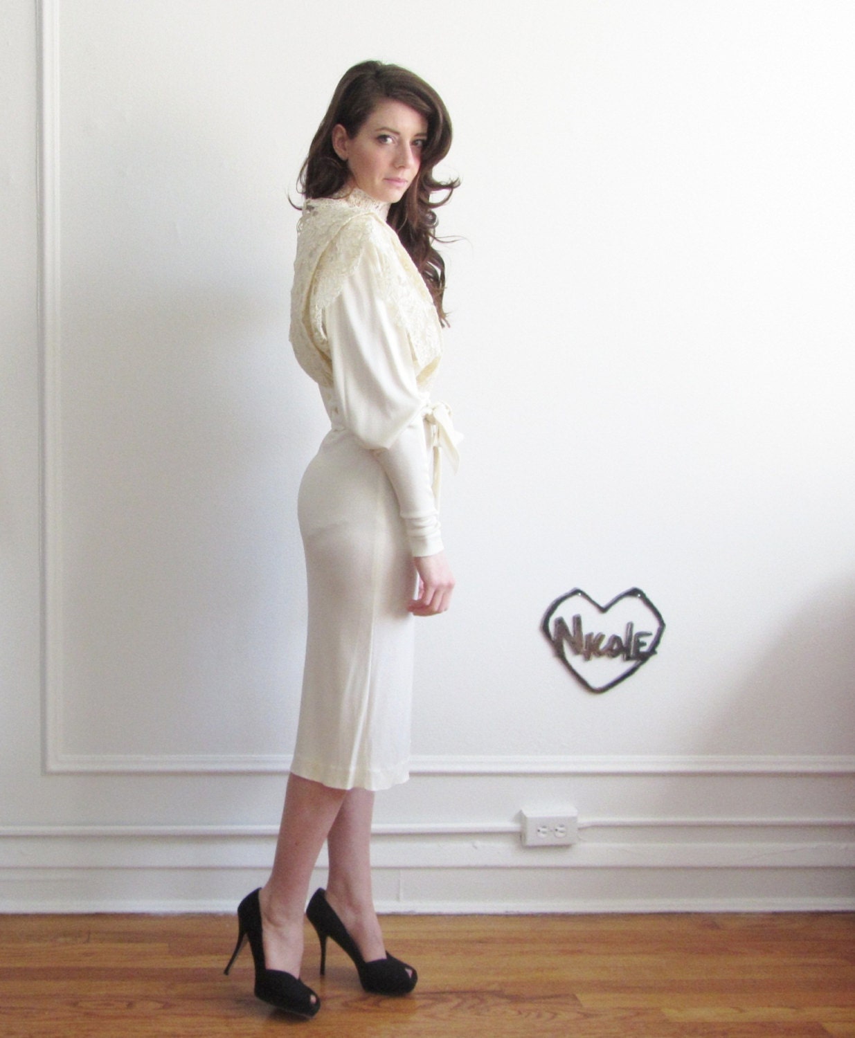 ivory wedding dress . lace edwardian style top . 3 piece set .small.medium