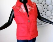 1970s Cowboy Ski Jacket Vest Country Western Vintage 70s Red White Gingham Puffer Coat Unisex Men's Women's Ski Party Outfit Skiing Sm Med