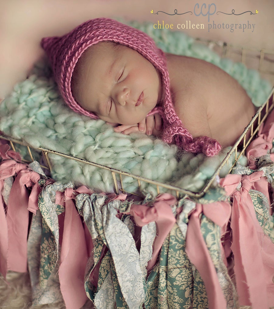 Twin Hat Set - Custom Colors - Crochet Pixie/Gnome Bonnet - Photography Prop - Newborn -