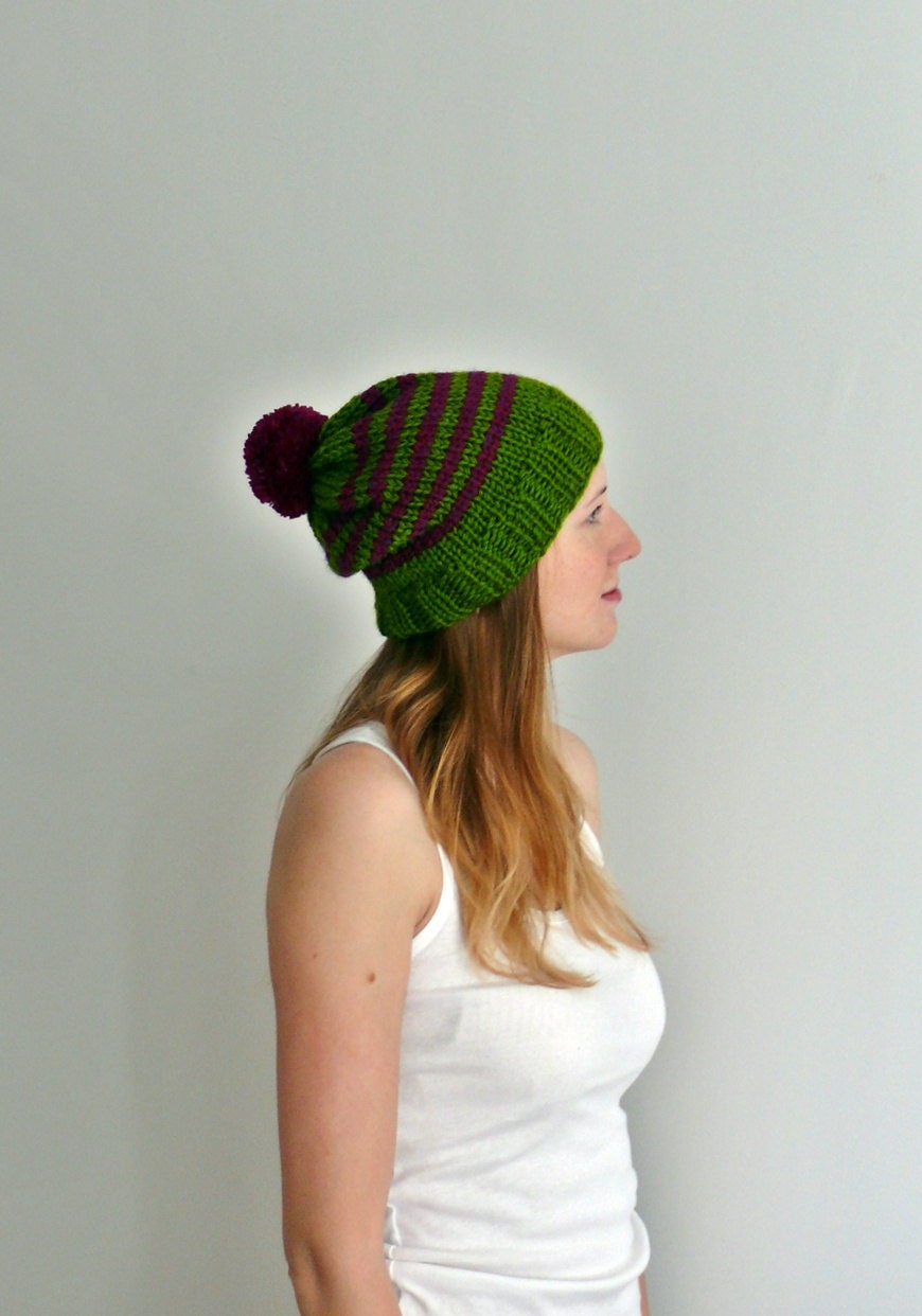 knit hat - Winter pom pom hat - green - PauliszkaKnits