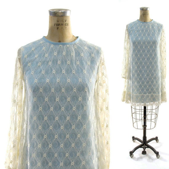 60s Lace Go Go Dress with Linen Slip / A-line Silhouette