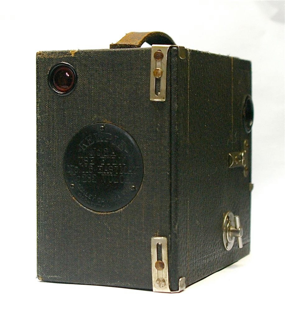 kewpie box camera