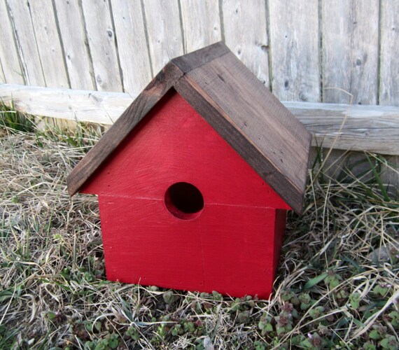 red bird house outdoor country decor by countrybythebumpkins red bird house outdoor country decor by countrybythebumpkins