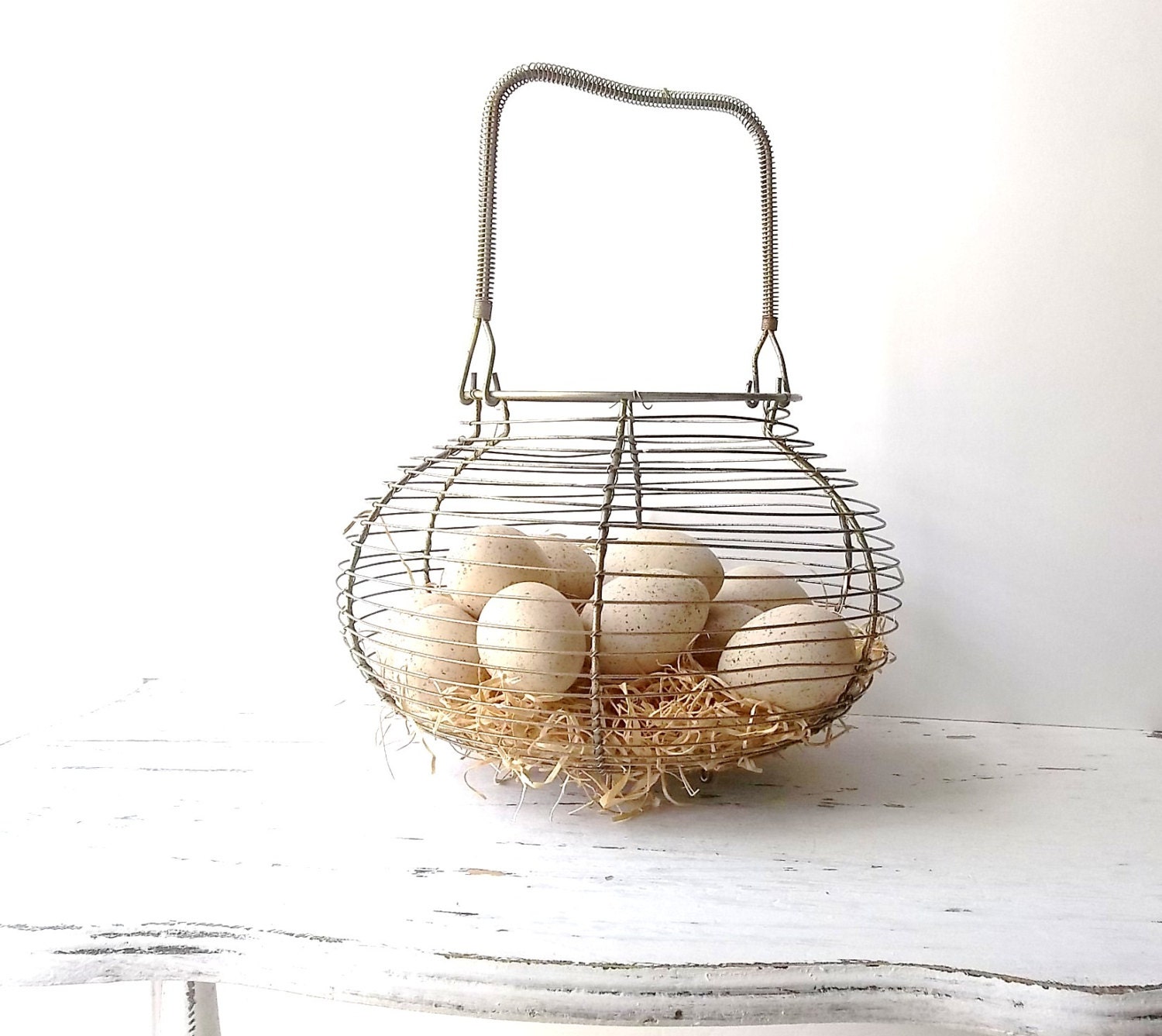 Vintage Wire Egg Basket. Wire Basket. Prim Rusty by 3vintagehearts