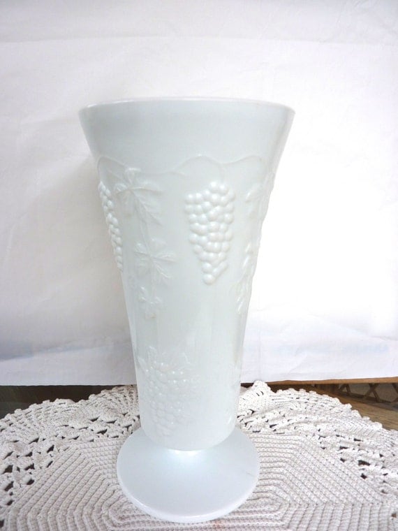 Milk Glass Vase Grape Panel by BonniesVintageAttic on Etsy