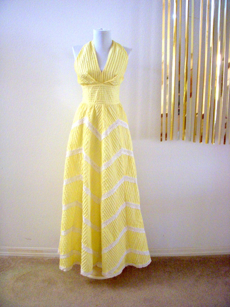 Vintage 60s Yellow Halter Dress with Matching Wrap Shawl - Maxi Pin Tuck Bombshell Pin Up Dress by Lily Rubin with Metal Zipper Size Small