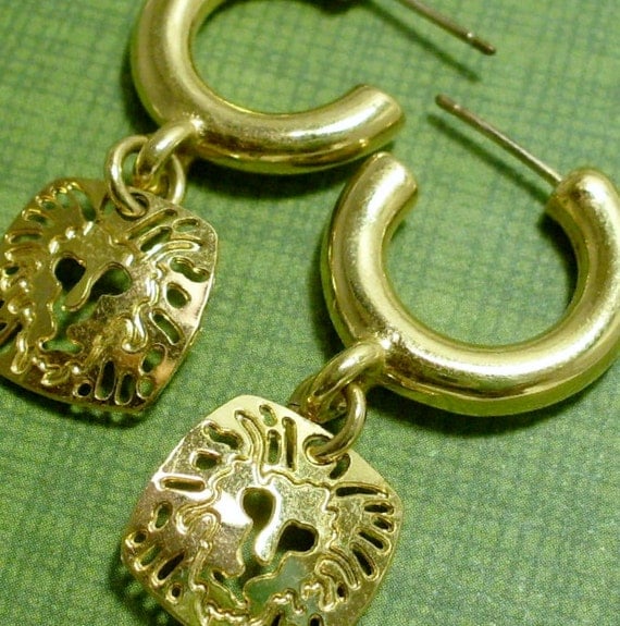Vintage Earrings Anne Klein 1970s Lion Hoop by NancysJewelryBox
