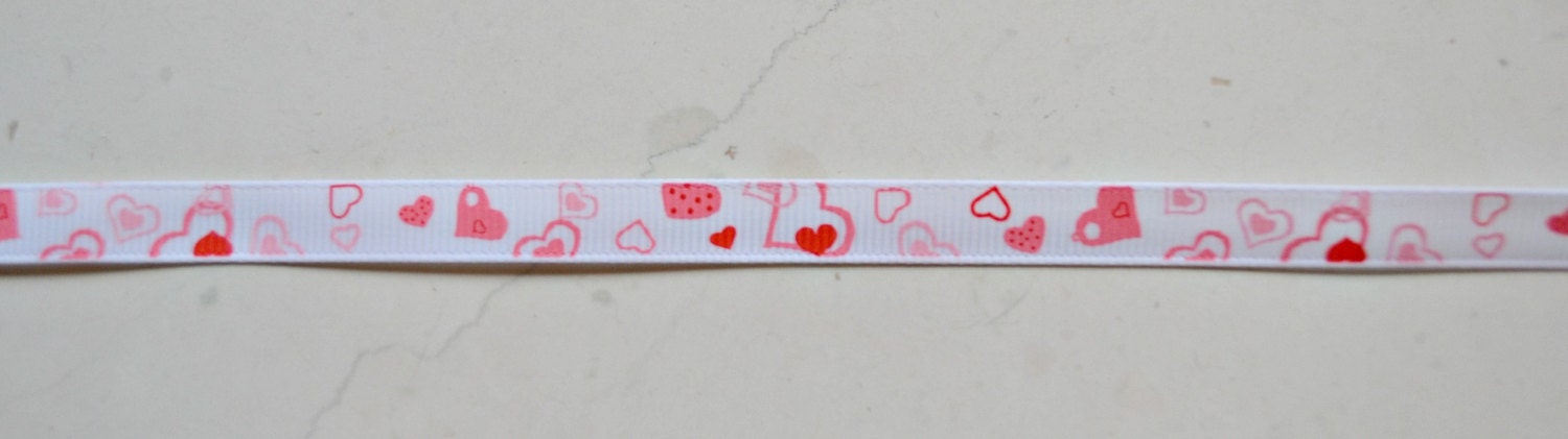 Scattered Heart on white 3/8" grosgrain ribbon Valentines Il_570xn