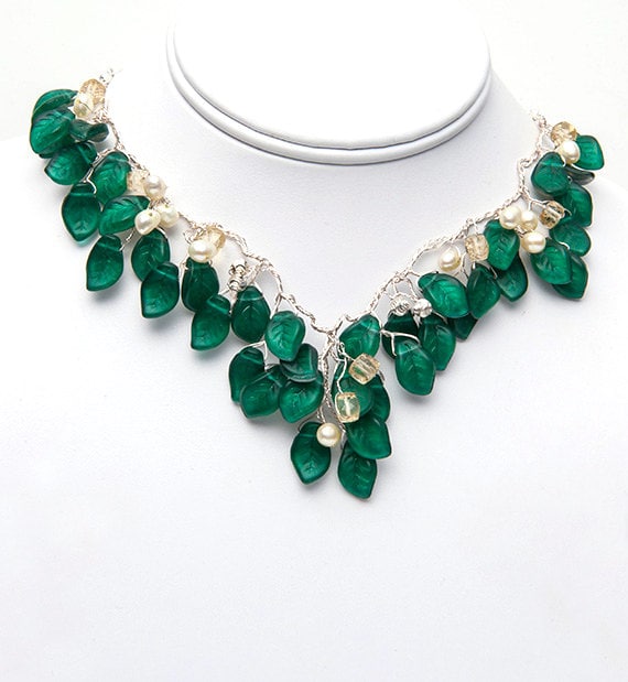 Emerald Green Necklace, Vintage Style Necklace, Bib Necklace ...