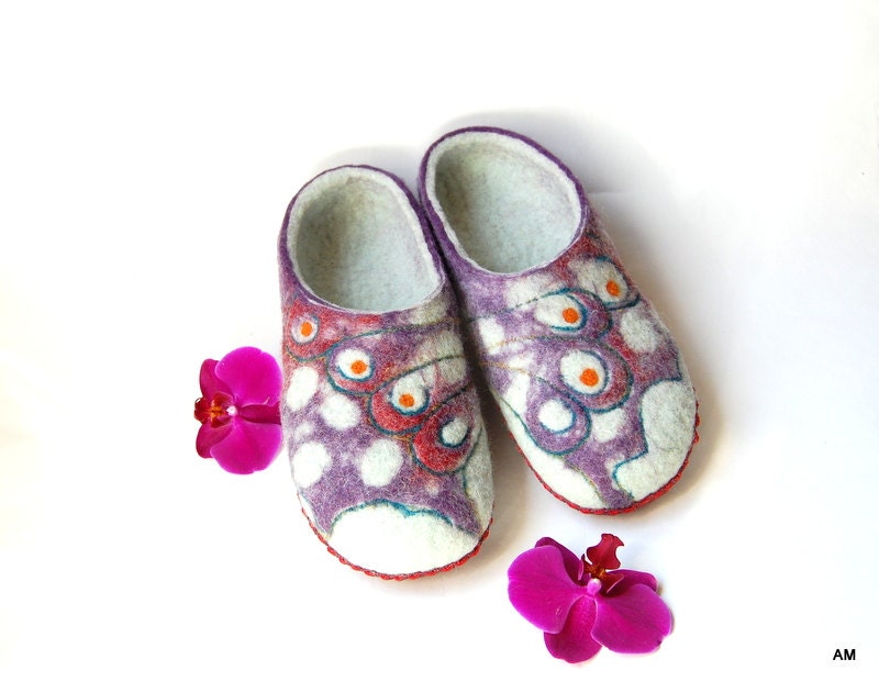 felted slippers for women "Butterfly "- to relax your feet-warm gift-ecological-in fashion-8,5US - AMdreAM