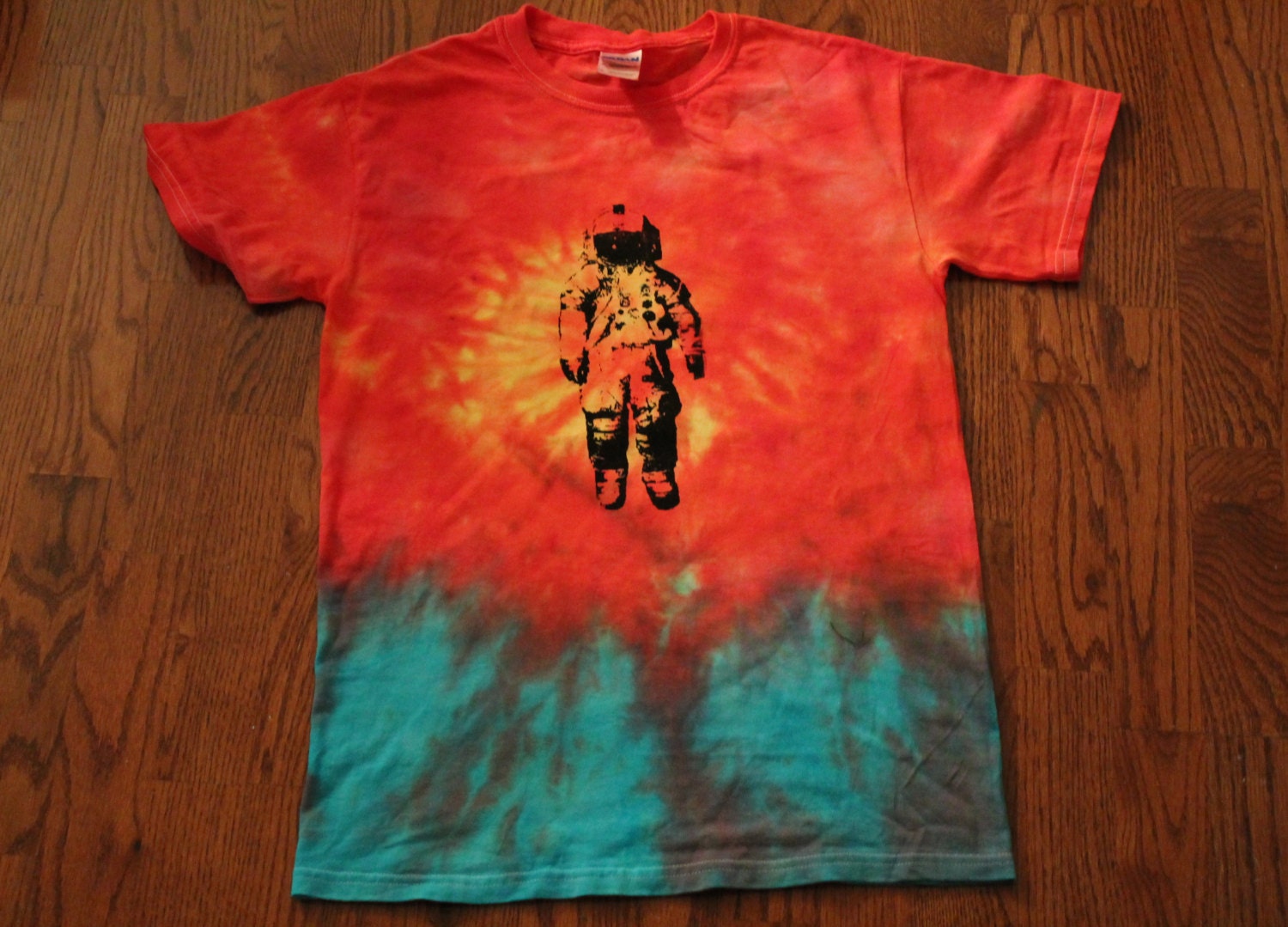 brand new deja entendu shirt