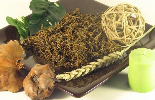 1oz Golden Monkey Superior Black Loose Tea Award Winning Tea plus Free Empty Tea Bags and Samples, Free USA Shipping