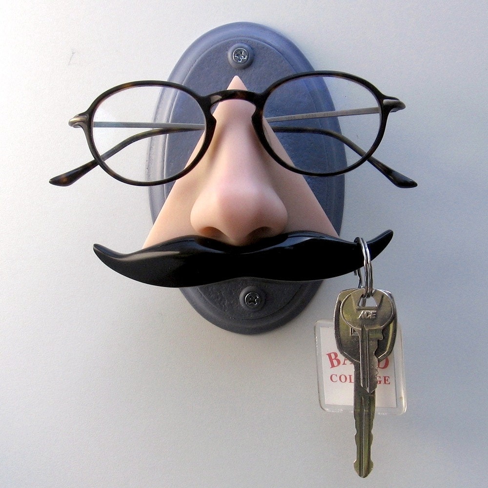 Wall Mounted Nose Eyeglass Holder, Wall Decor, Novelty Mustache Key Hook, Eyewear Display, organizer,sunglasses display