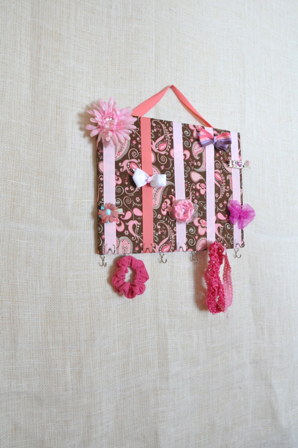 JEWELRY ORGANIZER, Jewelry Bow Board- Hair Bow Organizer- OOAK Pink and Brown Paisley- 11x14 inches, 11 Large Hooks