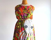 octopus dress - M / L vintage 1960's Hawaiian print sleeveless shift dress in psychedlic leaf print - green orange purple cotton tunic