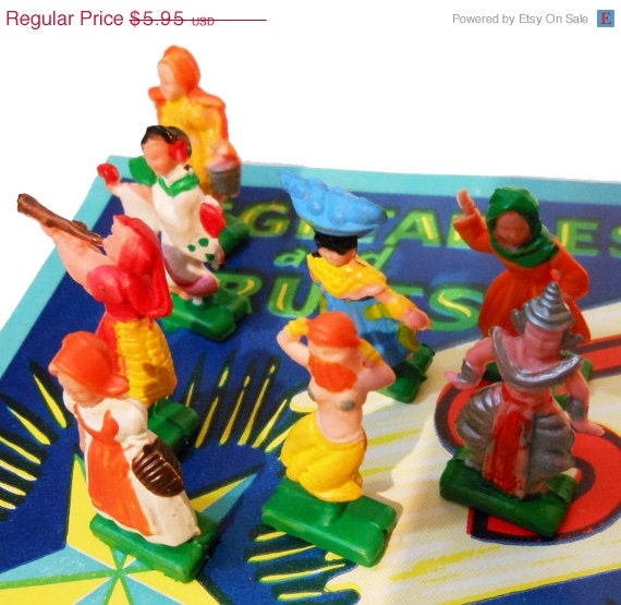SALE 5pcs Foreign TINY DOLLS 70s Vintage Painted Rubber