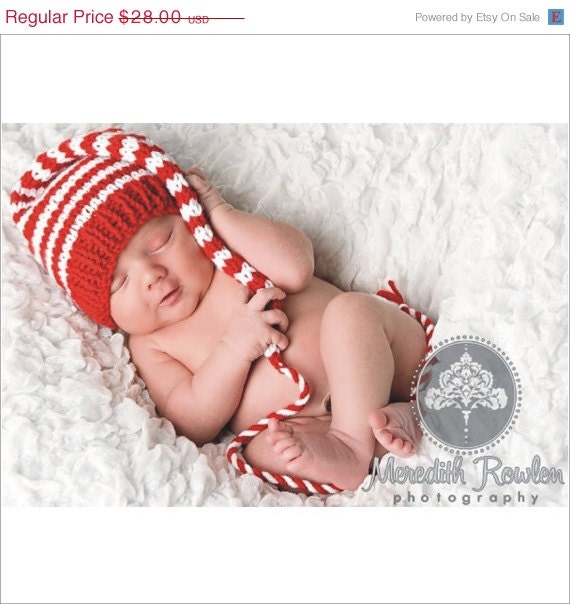 SALE ReADY to SHiP Baby Girl Boy CHRiSTMaS Hat PHoTo PRoP Newborn Munchkin Long Tail UNiGENDeR ReD WHiTe Stripe KNiT HOLiDaY Stocking Cap