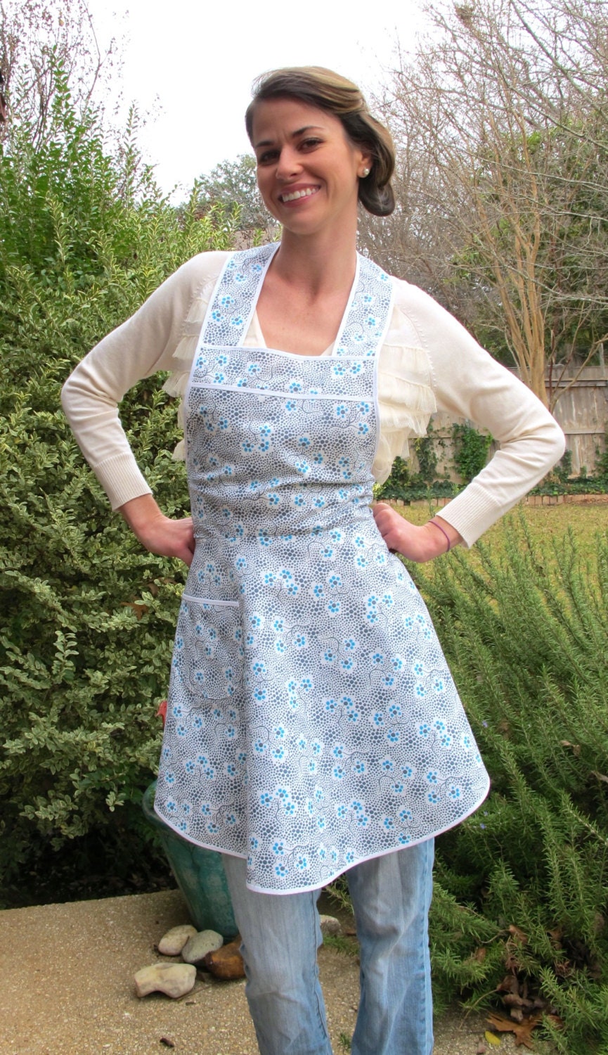 Flirty Everyday Housewife Apron in Amy Butler's Forget Me Not - 34.00