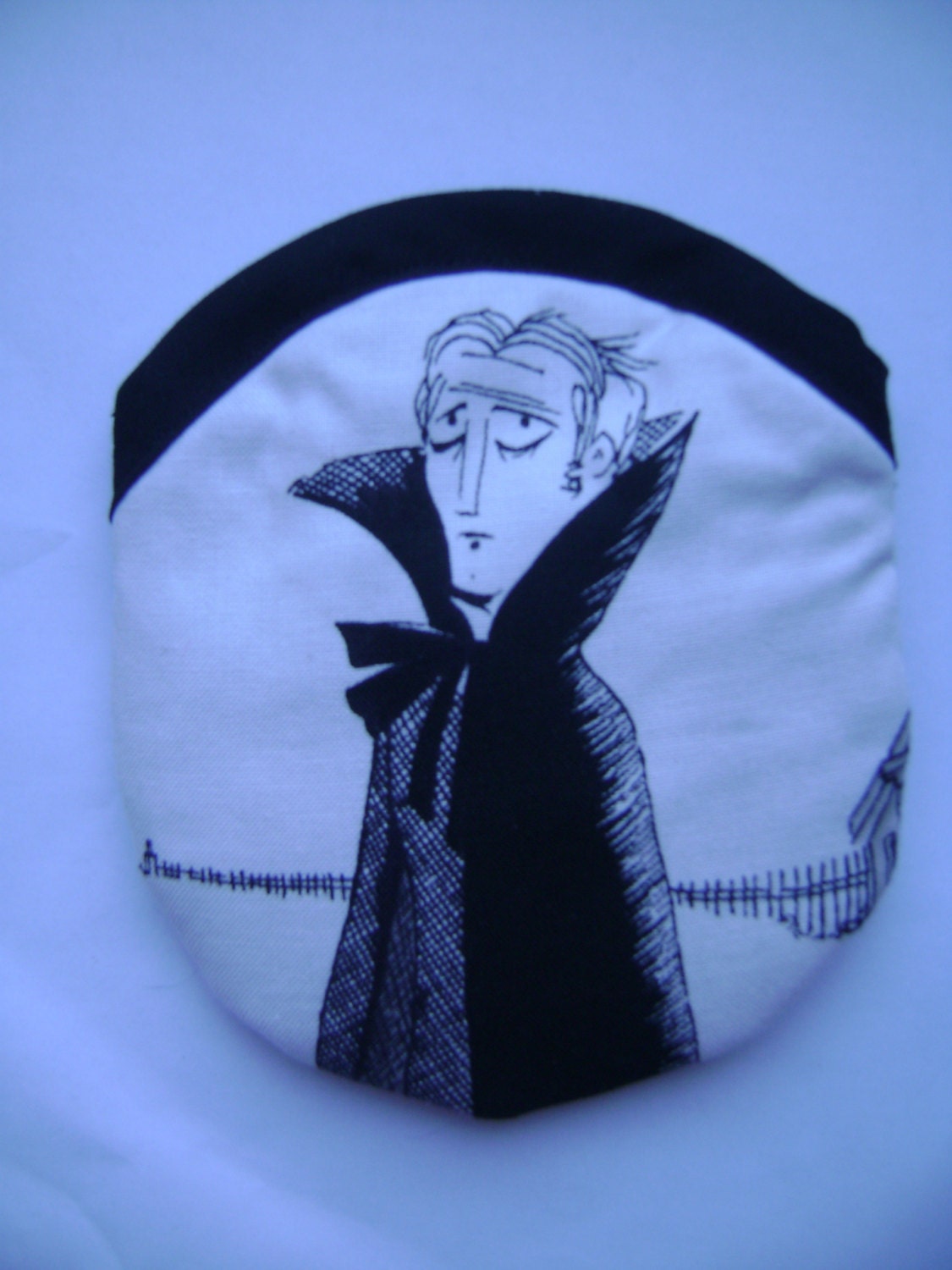 Travel Earring or Earbud Pouch Padded Case - Ghastlies Vampire Alexander Henry
