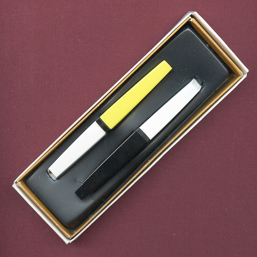 Mod 1970s Desk Hardware TOOL SET Screwdrivers, Awl,  Cutting Blade Excacto Knife8685