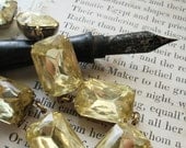 SALE pale yellow vintage rhinestone necklace collet Anna wintour style. "Jonquils Dance"