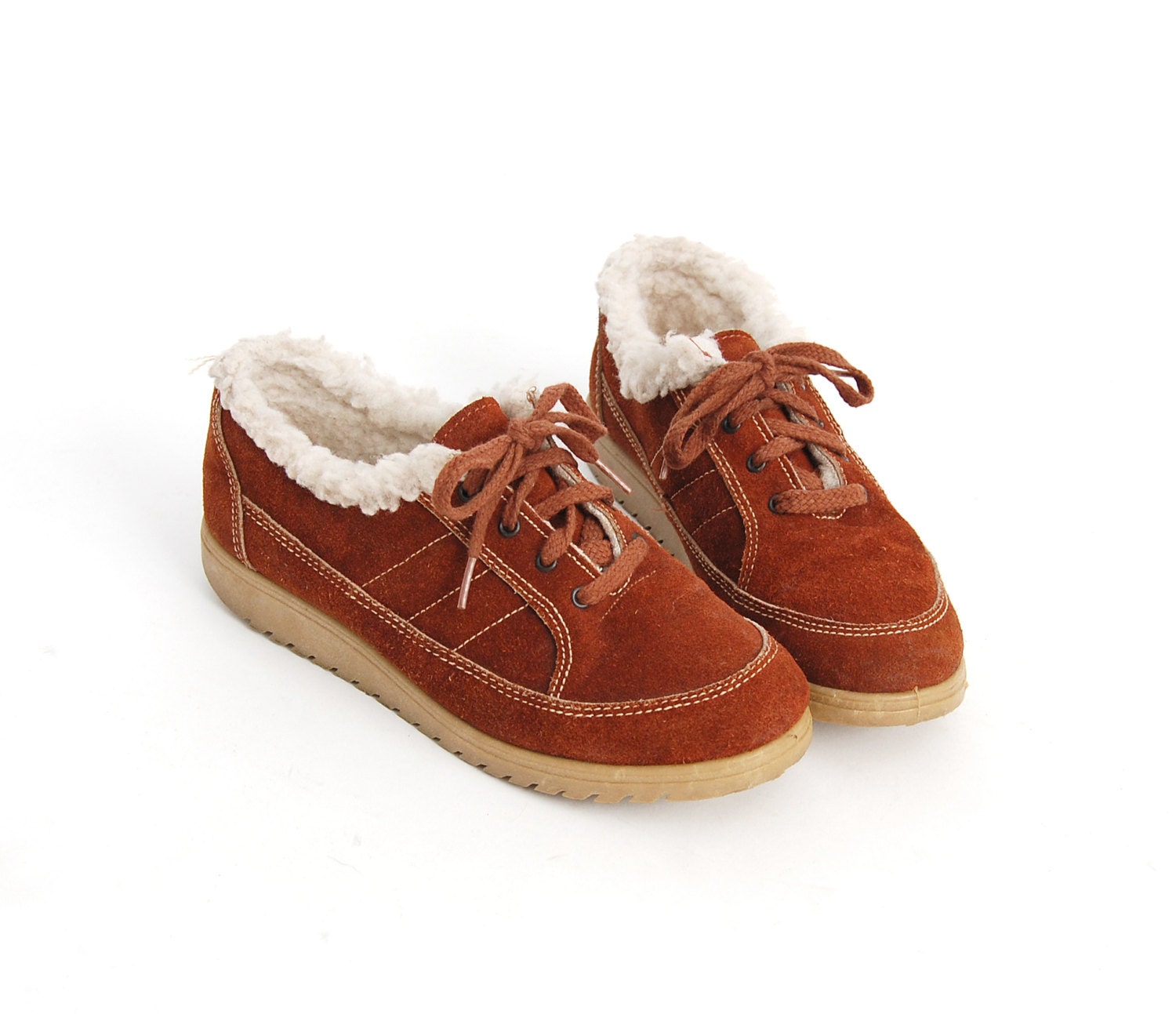 vintage rust suede lace up loafers / Faux Shearling shoes / rusty suede flat wedge sneakers / womens size 8 1/2 9 / boho chic