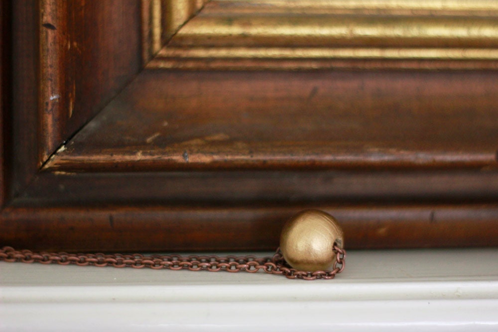 Golden bead necklace