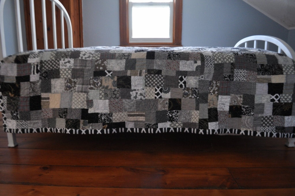 black and white farmhouse quilt -- professionally quilted -- queen sized and charming