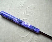 Crochet Hook, Floral Covered Handle, Polymer Clay, Bates, Size F