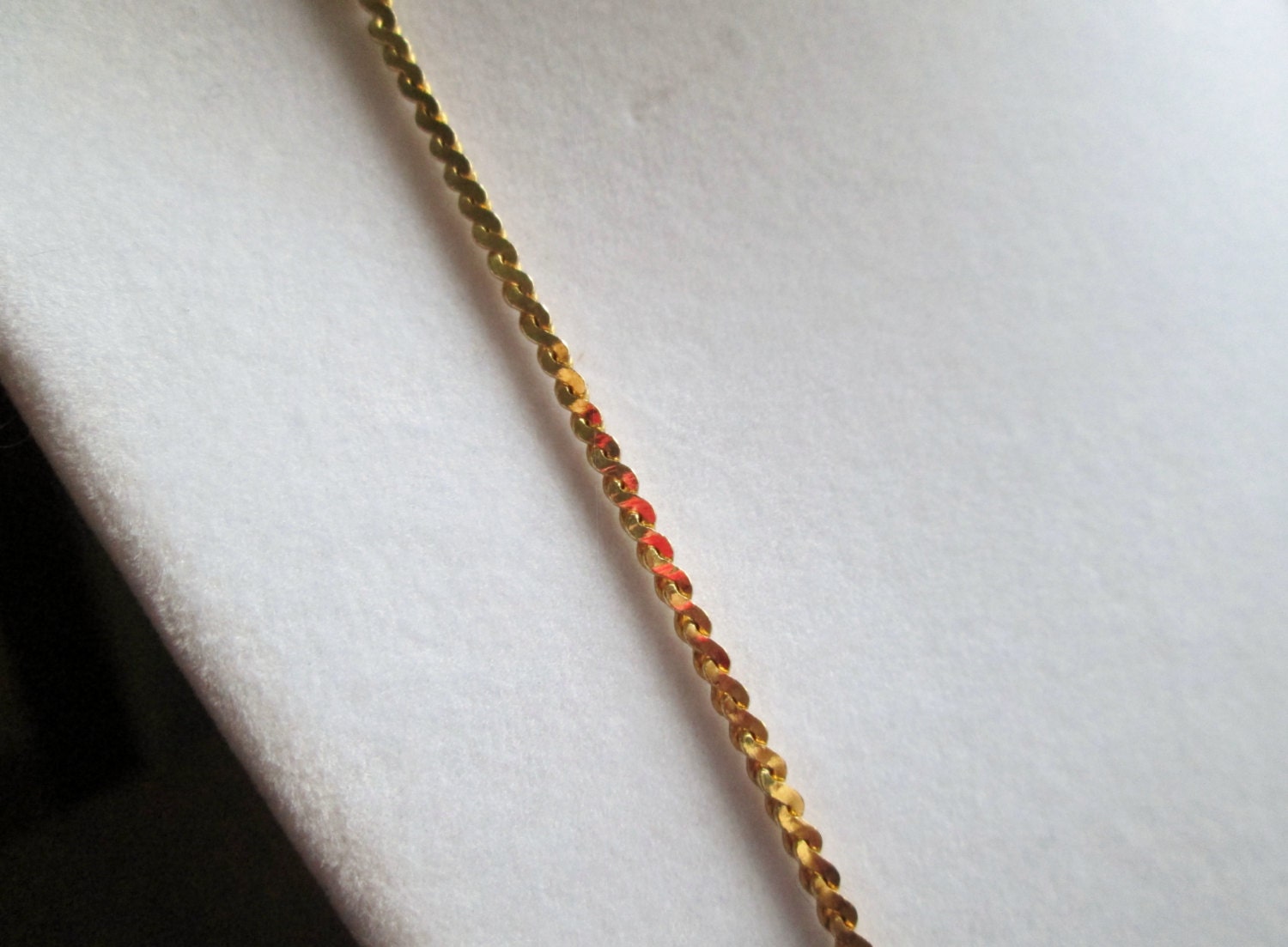 Simple Vintage Gold tone Chain