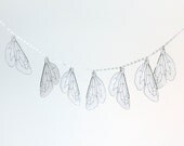 Bumblebee wing bib necklace