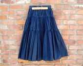 Vintage Navy Blue MAD MEN Skirt with a Tiny Waist Small