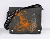 Mad Science Squid messenger bag  black