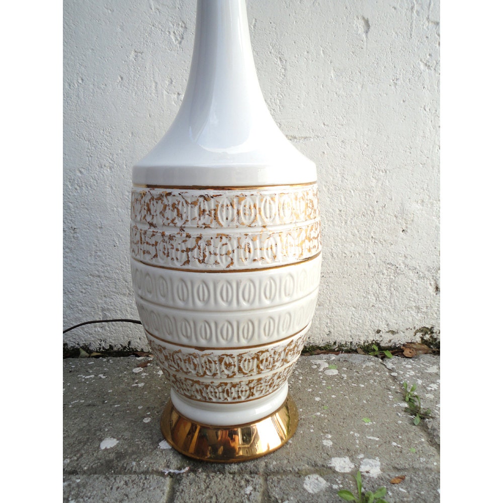 White and Gold Textured Table Lamp - Living Room Lamp - Single Lamp
