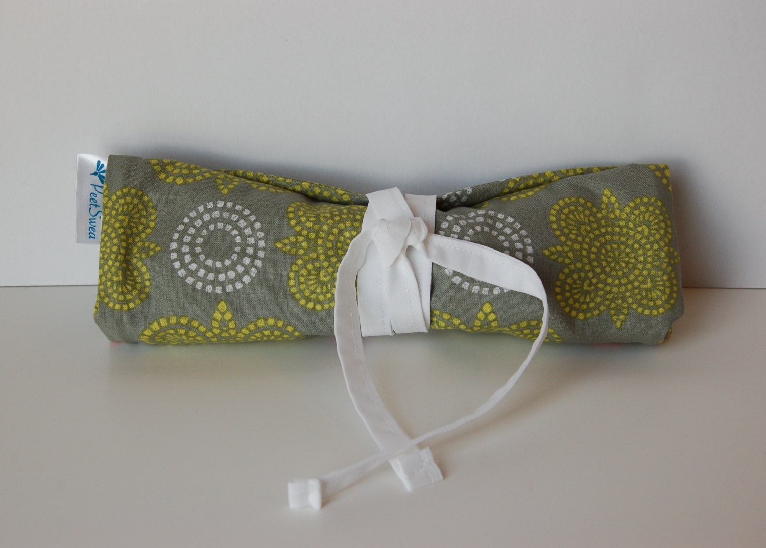 Jewelry Roll Bag Gray and Chartreuse