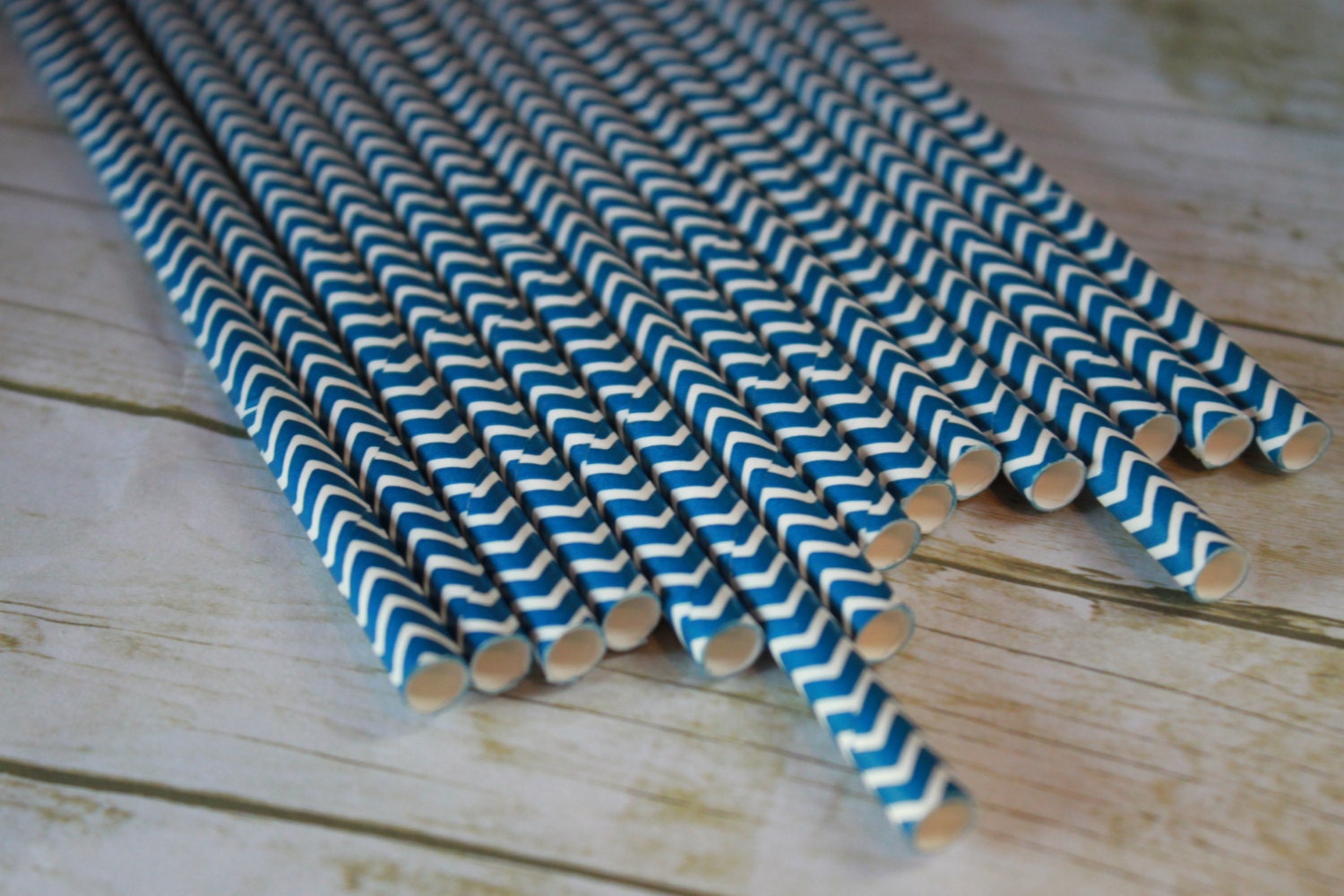 Navy Blue Chevron Paper Straws -- 20 Drinking Straws -- party Il_170x135