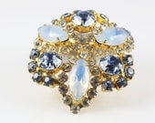 Trefoil Gilt Brooch, Vintage, Baby Blue