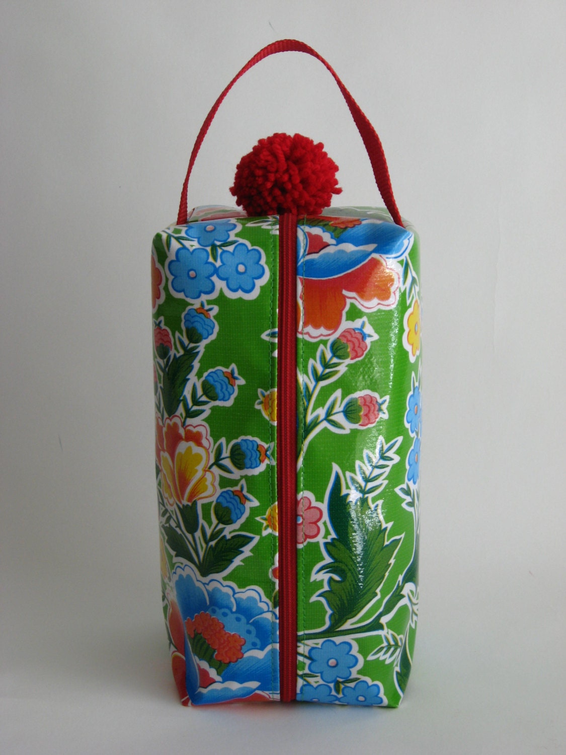 Oilcloth Toiletry/Travel Case - Green Zoya